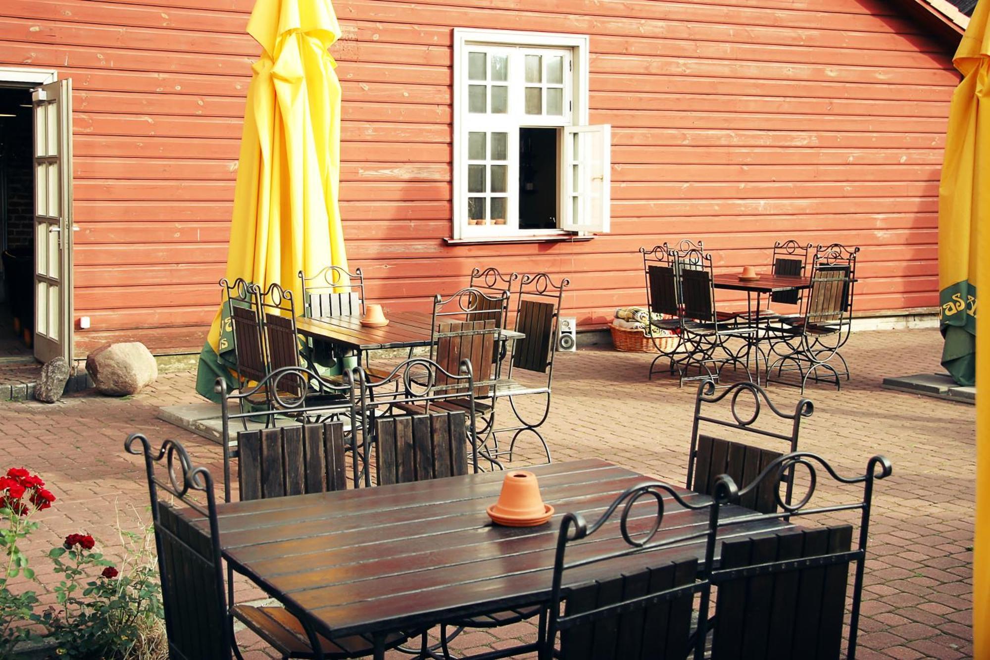 Kupfernams Hotel Ventspils Exterior foto